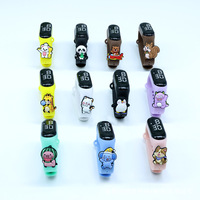 Montre-bracelet numérique LED ovale mignonne de style dessin animé, cadeau promotionnel, vente en gros d'usine 2026, pour enfants, étudiants, garçons et filles