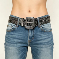 Western-Gürtel mit Blumenprägung, weiß genäht, aus hochwertigem Vollnarbenleder, handgefertigter Western-Ledergürtel für Herren, kundenspezifische Größen erhältlich