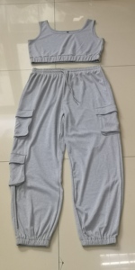 Completo Sportivo Personalizzato a Due Pezzi <span class=keywords><strong>con</strong></span> Top Corto e <span class=keywords><strong>Pantaloni</strong></span> Jogger <span class=keywords><strong>con</strong></span> <span class=keywords><strong>Tasche</strong></span> per Donna - Product Image 5