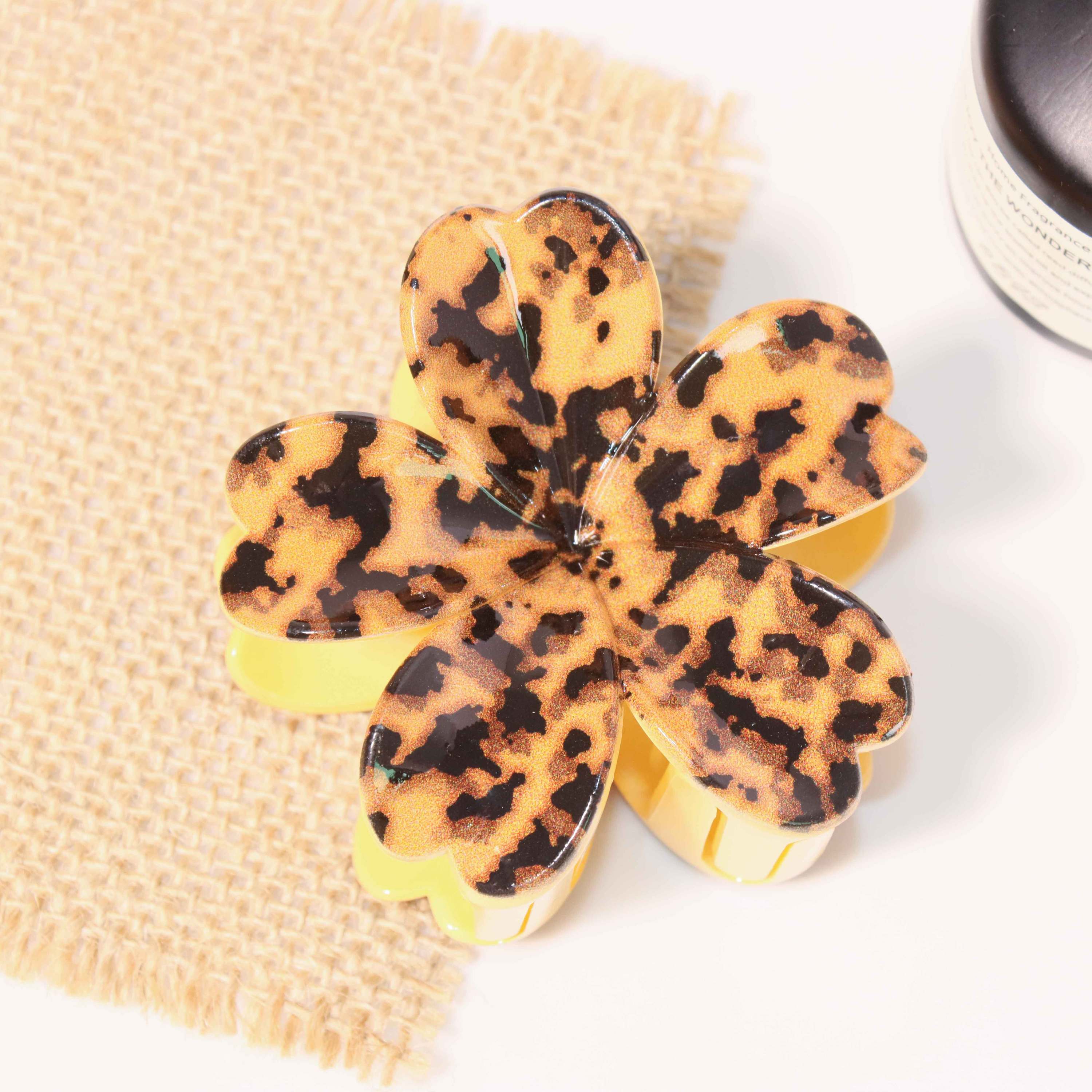 Honey Yellow Leopard
