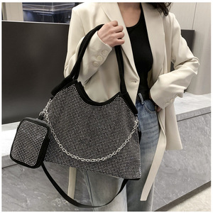 Bolso de hombro con diamantes de gran capacidad de alta calidad, nuevo bolso de cadena para primavera y verano con monedero, bolso de moda - Product Image 1