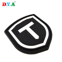 Écussons en caoutchouc PVC personnalisés avec logo de marque, transfert thermique, étiquettes 3D en silicone pour vêtements et sacs