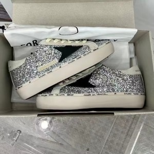 Zapatos de Cuero Genuino de Marca de Diseño de Lujo para Hombre y Mujer, Zapatillas Deportivas de Alta Calidad para Exteriores con Entresuela de Goma, Hechas en China - Product Image 5