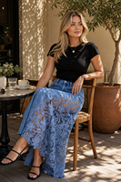 Jupe longue en jean pour femme, asymétrique, avec patchwork de dentelle florale, style vintage délavé, coupe trapèze, élégante, dentelle ajourée