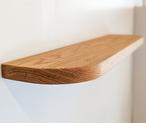 Étagères d'exposition personnalisées faites à la main pour décoration murale de plantes Étagère flottante en chêne épais fini à l'huile avec coins arrondis - Product Image 1