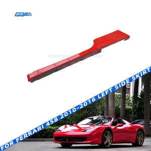 Panel de puerta original usado de plástico PP rojo, faldón lateral izquierdo para Ferrari 458 OE 83243310 - Product Image 2