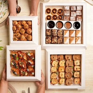 Offre Spéciale traiteur personnalisé Bento à emporter nourriture à emporter gâteau Kraft Desserts pâturage plateau papier <span class=keywords><strong>pyramide</strong></span> boîte emballage pour collations - Product Image 3