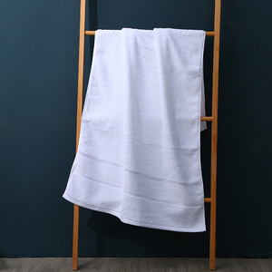 Serviette turque <span class=keywords><strong>de</strong></span> luxe, best-seller, absorbante, serviette <span class=keywords><strong>de</strong></span> <span class=keywords><strong>bain</strong></span> personnalisée en coton <span class=keywords><strong>70x140</strong></span>, vente en gros, 100% coton, serviettes <span class=keywords><strong>de</strong></span> <span class=keywords><strong>bain</strong></span> personnalisées pour hôtel - Product Image 4