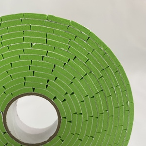 Nastro Biadesivo in Schiuma EVA Pretagliato a Quadrati da 3mm con Forte Adesione - Product Image 5