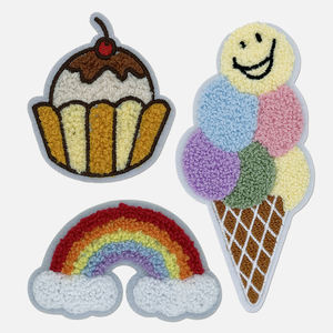 Patchs brodés personnalisés à coudre ou thermocollants mignons : fraises, cerises, citrouilles d'Halloween, hamburgers, frites - Product Image 1