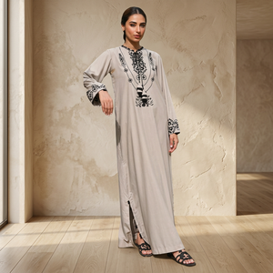 Vestido Holgado y Transpirable de Verano Estilo Boho de Devon con Bordado Tejido - Product Image 3