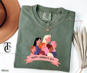 T-Shirt da Donna Comfort Colors, Girocollo, Manica Corta, 100% Cotone, Stampa 'Happy Women's Day', Maglietta Casual per il Potenziamento Femminile - Product Image 3