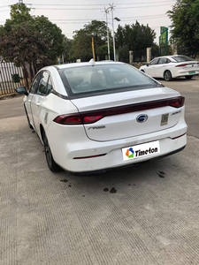Voiture d'<span class=keywords><strong>occasion</strong></span> 4 portes électrique berline 5 places 4x4 avec sièges en tissu nouvelle énergie conduite à gauche-vente de VE d'<span class=keywords><strong>occasion</strong></span> - Product Image 3