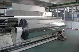 فيلم ألومنيوم فضي معدني من البولي إيثيلين تيريفثالات (PET) صيني للتغليف المرن وفيلم الترقيق - Product Image 3