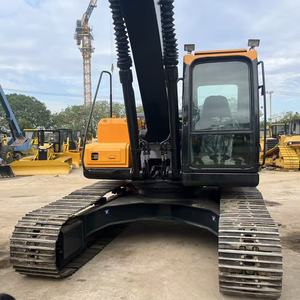 Excavatrice sur chenilles Hyundai 225LC-9 jaune, équipement de construction hydraulique - Product Image 4