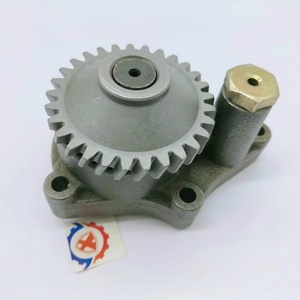 Excavator PC40-7 PC45-1 4D88E 4D84 Engine Oil <b>Pump</b> - Product Image 4
