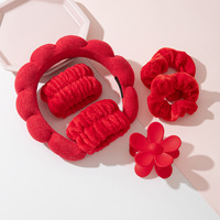 Lot de 6 accessoires capillaires et de poignet en plastique, style 'Explosions Cloud', comprenant : bandeau, attache-fleur, pince à cheveux, anneau à cheveux 'Colon', et ensemble de lavage fait main, au design 'Sweet'.