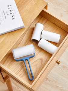 Extra <strong>Large</strong> Sticky <strong>Lint</strong> <strong>Roller</strong> with Refillable Sheets for Pet Hair and Dust Removal