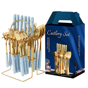 Offre Spéciale : Ensemble <span class=keywords><strong>de</strong></span> <span class=keywords><strong>Couverts</strong></span> 24 Pièces en Acier Inoxydable Doré 410, Vaisselle <span class=keywords><strong>de</strong></span> Haute Qualité avec Support Suspendu pour Mariages - Product Image 4