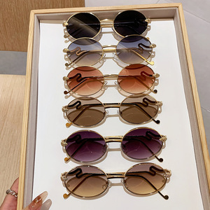 Women's Oval Metal <b>Sunglasses</b> UV400 PC Lens Outdoor Fashion Sun Protection Glasses - Product Image 4