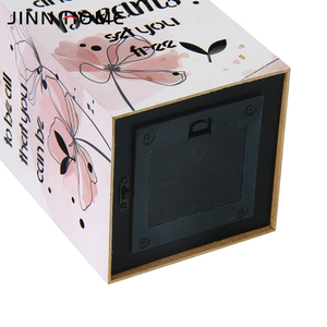 Lanterna Cubo Floreale Ispirazionale con Citazione Motivazionale, Luce Notturna LED con Design Floreale Acquerello Rosa per Arredamento Casa e Regali - Product Image 4