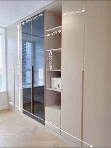 Armoire double walk-in de luxe avec organisateur de rangement personnalisé haut de gamme - Product Image 5