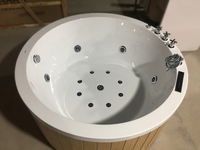 Jacuzzi de Lujo para Exterior con Jets de Masaje, Bañera de Hidromasaje Redonda, Nueva Tecnología, Spa Portátil de Acrílico Blanco, Bañera de Madera para Exterior