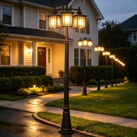 Lampadaire extérieur étanche à haut mât avec abat-jour en verre solaire et électrique, idéal pour la décoration de jardin