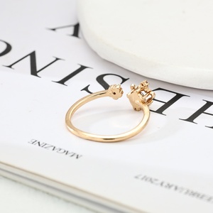 Anillo de Cobre para Mujer, Chapado en Oro, Joyería Delicada, Anillo Elegante para Regalo de Aniversario con Circonita Moderna - Product Image 4