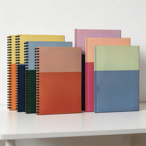 Quaderno Monocromatico Personalizzato con Nome, Quaderno <span class=keywords><strong>a</strong></span> <span class=keywords><strong>Spirale</strong></span> Bicolore <span class=keywords><strong>a</strong></span> <span class=keywords><strong>Righe</strong></span> - Product Image 3