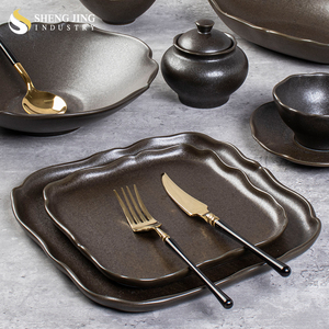 Ensemble de <span class=keywords><strong>vaisselle</strong></span> de style vintage européen, de couleur marron, de qualité supérieure, assiettes en céramique résistantes au micro-ondes, pour hôtels et services - Product Image 4