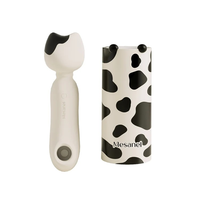 Vibrateur en forme de chat à succion, 6 niveaux de succion, 9 modes de vibration, silicone, 68x55.5x157mm, lumière ambiante, OEM ODM, masseur en gros