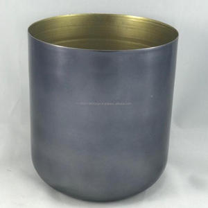 Macetero de Hierro de Alta Calidad con Acabado Cromado, Diseño Redondo Colorido, Estilo Americano, para Uso en Interiores/Exteriores, en Escritorio o Suelo - Product Image 2
