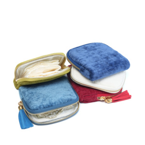 Bolsa de Joyería de Terciopelo con Logotipo Personalizado OEM |   Estuche de Viaje con Cierre de Cremallera de Chenilla Multicolor al <span class=keywords><strong>por</strong></span> <span class=keywords><strong>Mayor</strong></span> - Product Image 3