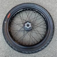 Jantes Supermoto 17 pouces pour moto électrique Surron Light Bee X CST 6577 Pneus avant arrière