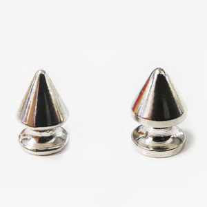 Clous à rivets pour vêtements 7x10mm en laiton avec base, style punk, accessoires pour chaussures - Product Image 1