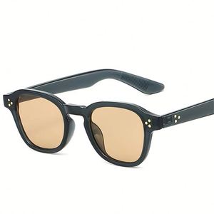 Gafas de Sol Personalizadas con Logotipo, Estilo Vintage 2025, para Hombre y Mujer, con Remaches, Marco Pequeño, Polígono, Protección UV400, Cuadradas, Estilo Punk - Product Image 1