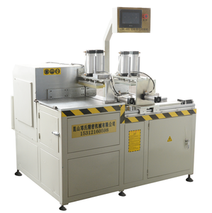 Machine de découpe entièrement automatique pour dissipateurs thermiques en aluminium – Scie à onglets de précision pour profilés de radiateurs – Équipement <span class=keywords><strong>industriel</strong></span> - Product Image 1