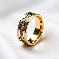 Bagues de luxe en carbure de tungstène martelé plaqué or 8 mm avec incrustation de feuille d'or météorite pour homme et femme, bague de fiançailles, alliance, cadeau