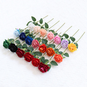 Rose artificielle en velours à tige courte de 28 cm, tête de fleur de 6 cm avec une seule feuille pour la décoration de cascade de fleurs - Product Image 4