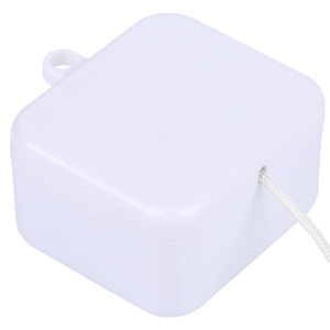 Boîte à musique minimaliste en plastique blanc à cordon, télécommandée, avec mouvement musical et chansons de Noël, <span class=keywords><strong>best</strong></span>-seller transfrontalier - Product Image 2