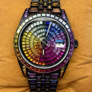 Reloj mecánico personalizado para hombre, resistente al agua, de circonio, marca de alta gama, diseño circular estilo hip-hop, última tendencia de moda. - Product Image 1