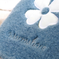 Bouillotte réutilisable 1000 ml avec housse en peluche brodée fleurie, chauffe-corps et mains pour l'hiver, sac chauffant à remplir d'eau, logo personnalisé