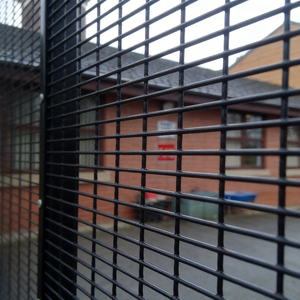 Clôture <span class=keywords><strong>anti</strong></span>-escalade 358 adaptée aux clôtures de prisons, aux clôtures d'aéroports et à d'autres situations. La clôture est équipée de grilles et de portails - Product Image 5