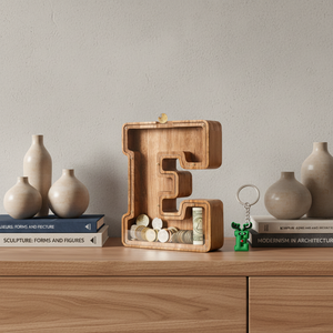 Salvadanaio in Legno Creativo a Forma di Lettera Inglese, Banca delle Risparmi per Bambini, Design Unico, Ornamento Portatile per Risparmiare Denaro - Product Image 5