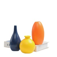 Vase en céramique à long cou orange avec glaçure mate Design Art déco moderne Style chinois minimaliste maison Pot de fleur de mariage de table