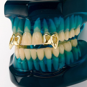Grillz dentaire Hip Hop Cœur creux Dents <span class=keywords><strong>de</strong></span> <span class=keywords><strong>vampire</strong></span> en cuivre plaqué or et argent, Bijoux dentaires pour Halloween et Cosplay pour Hommes et Femmes - Product Image 2