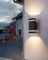 Appliques murales d'extérieur carré haut et bas Appliques murales d'extérieur en aluminium étanches Appliques murales d'extérieur à led pour patio mural