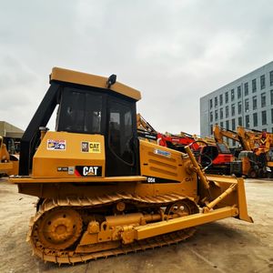 Topadora Pequeña CAT D5K con Pocas Horas de Trabajo, Topadora Caterpillar D5K Usada en Stock - Product Image 1