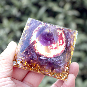 <b>Crystal</b> <b>Chip</b> Pyramid Amethyst Flame Tai Chi Resin Epoxy Home Decoration Desktop Ornament - Product Image 2
